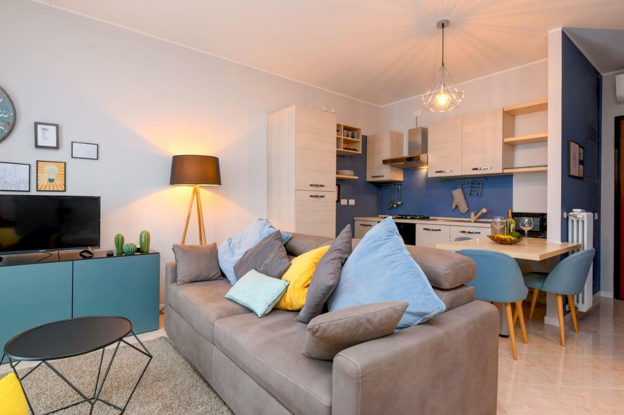 Desenzanoloft Le Chateau De Margot Desenzano del Garda Ngoại thất bức ảnh